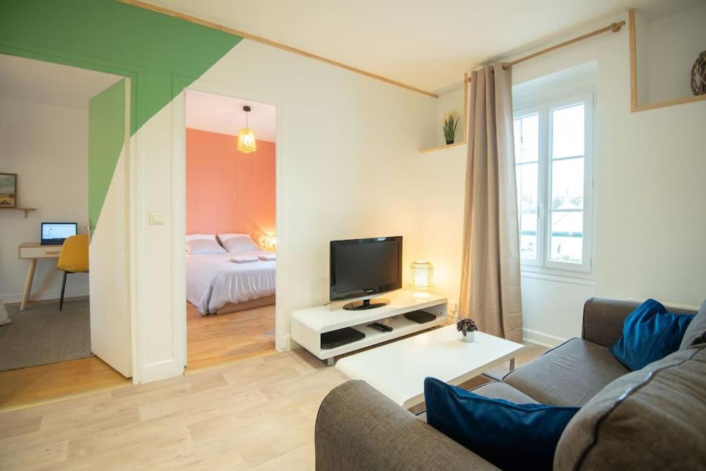 La Motte Bridard - 2 - 1 Canape-lit - Parking - Jardin * Appoigny